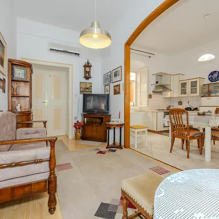 Awesome In With Wifi Trogir